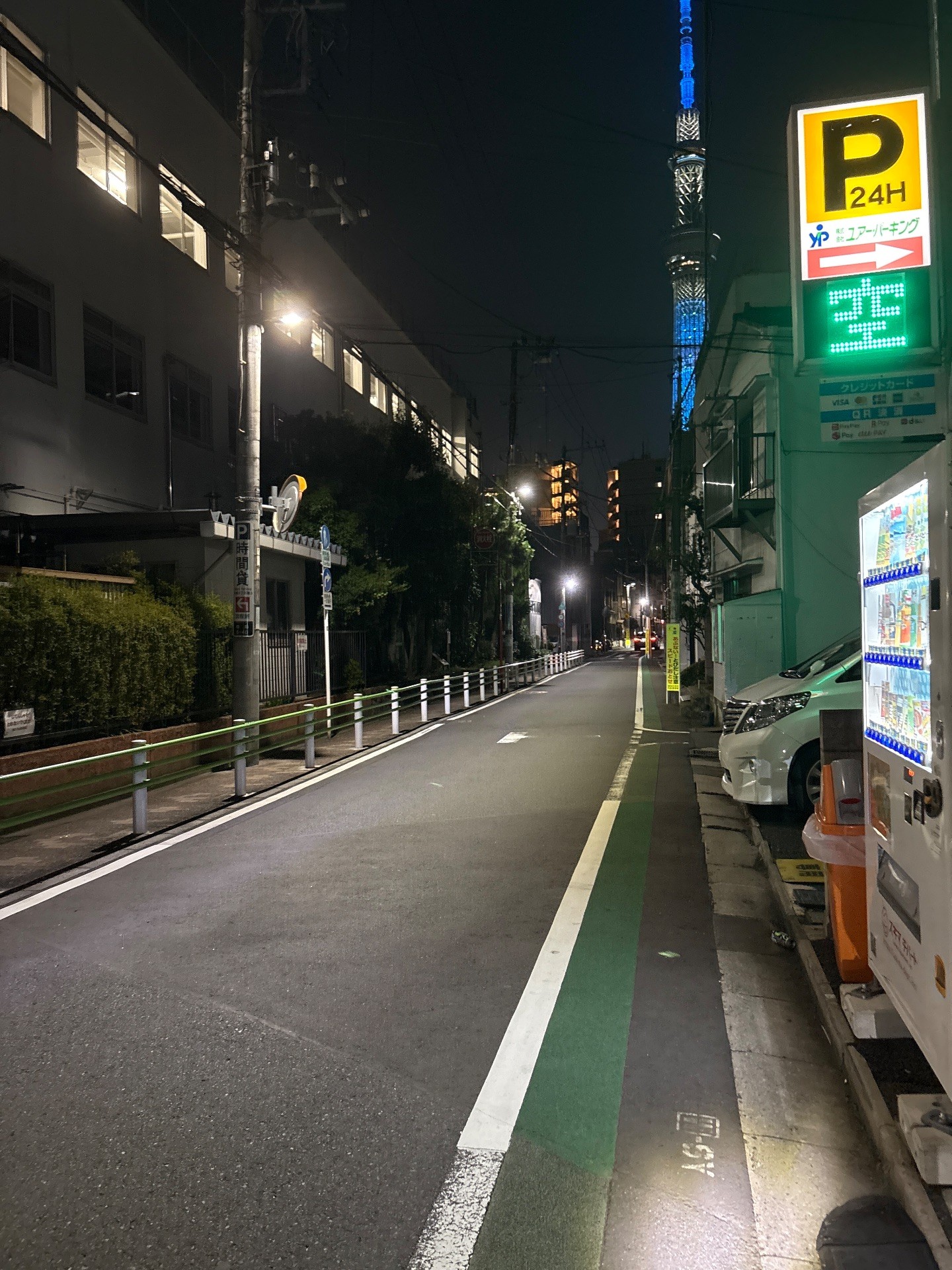 ユアー・パーキング向島第4駐車場 の写真 1
