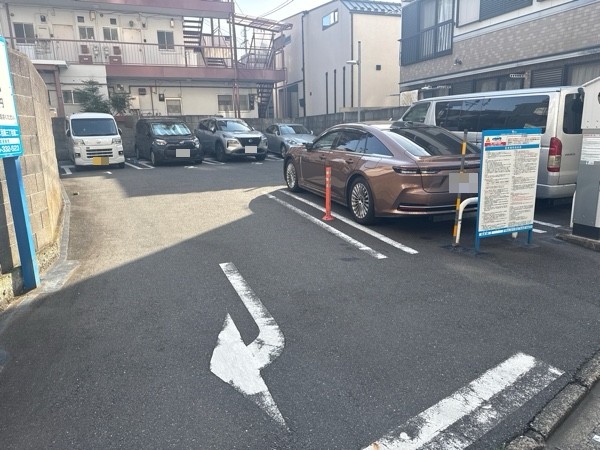 GSパーク目黒三丁目第二駐車場 の写真 2