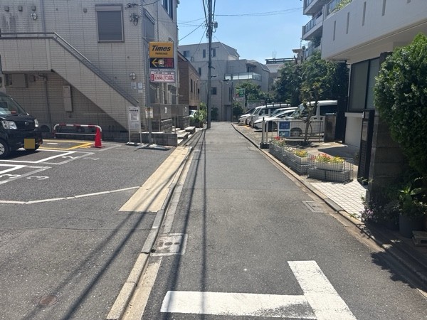 タイムズ新宿若葉第6 の写真 1
