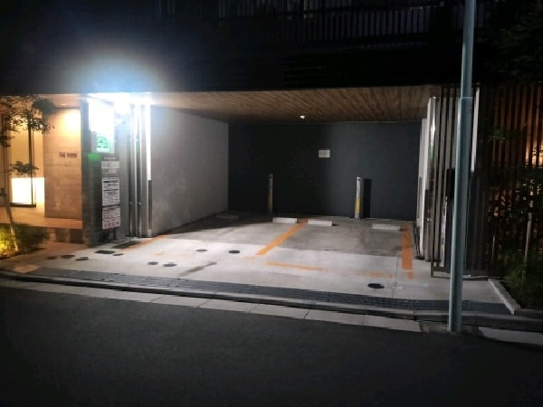 エコロパーク THE ROOM駐車場 の写真 1