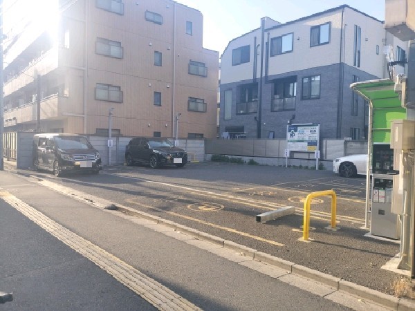 ユアー・パーキング高田馬場第7駐車場 の写真 1