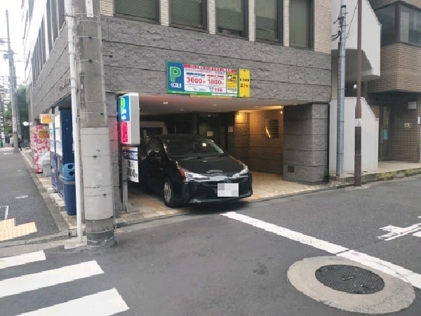 エコロパーク アシスト竹橋ビル駐車場 の写真 1