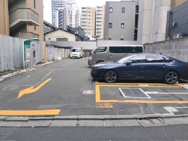 マナパーキング四谷愛住町 の写真 2