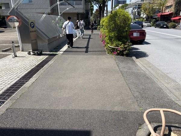 ヒルサイドテラス有料駐車場 の写真 1