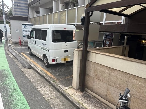 ユアー・パーキング恵比寿西第7駐車場 の写真 2