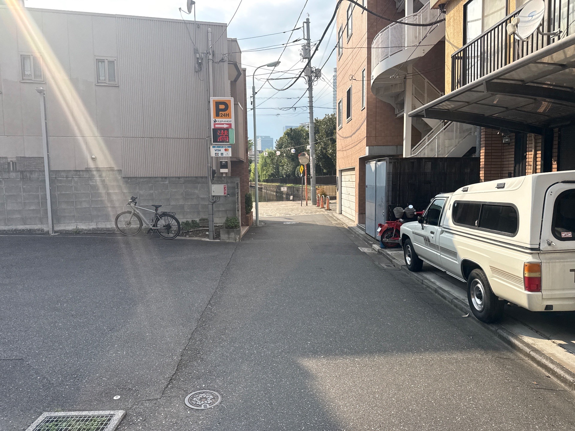ユアー・パーキング佃第4駐車場 の写真 1