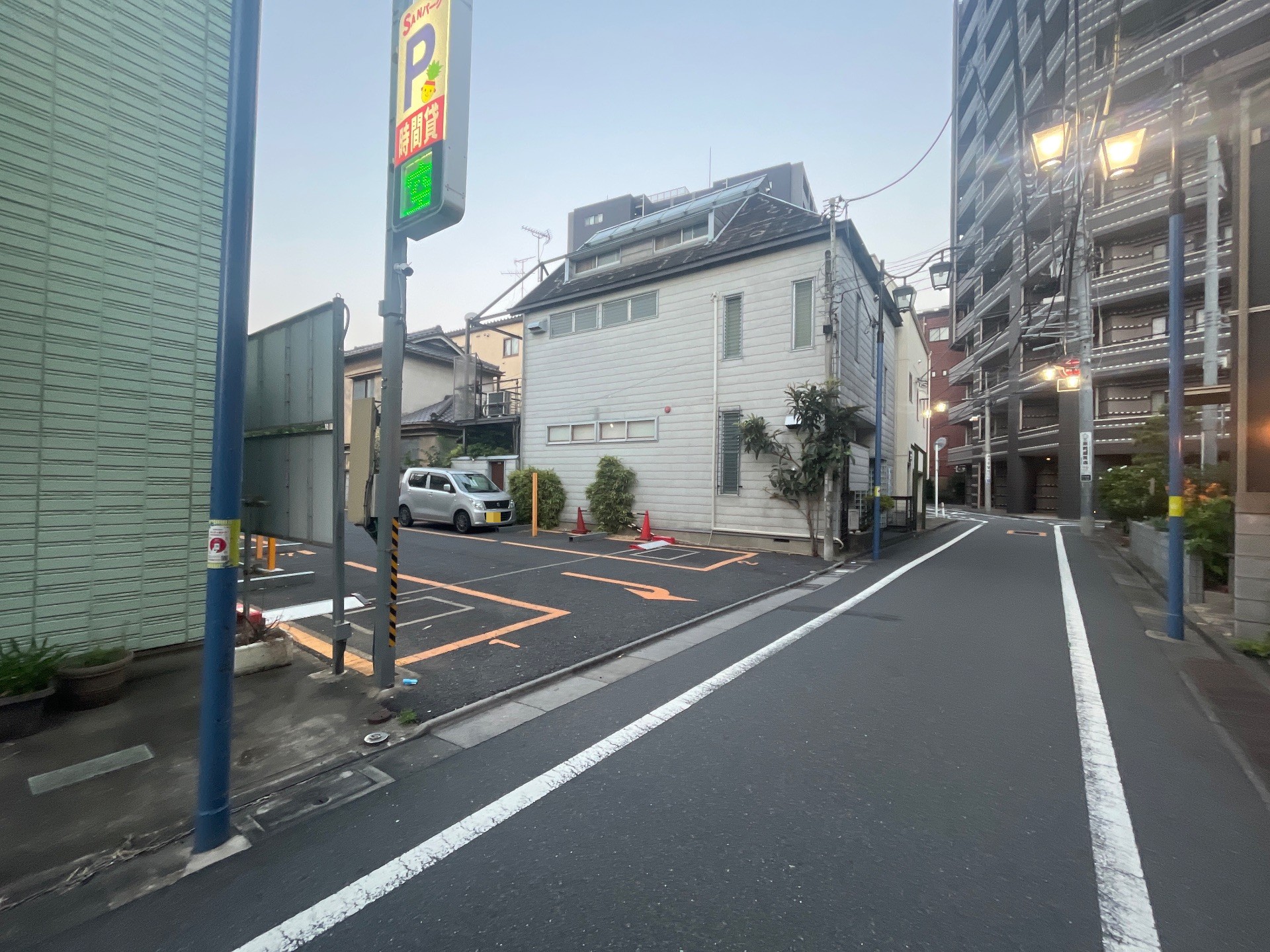SANパーク 西池袋8 の写真 1