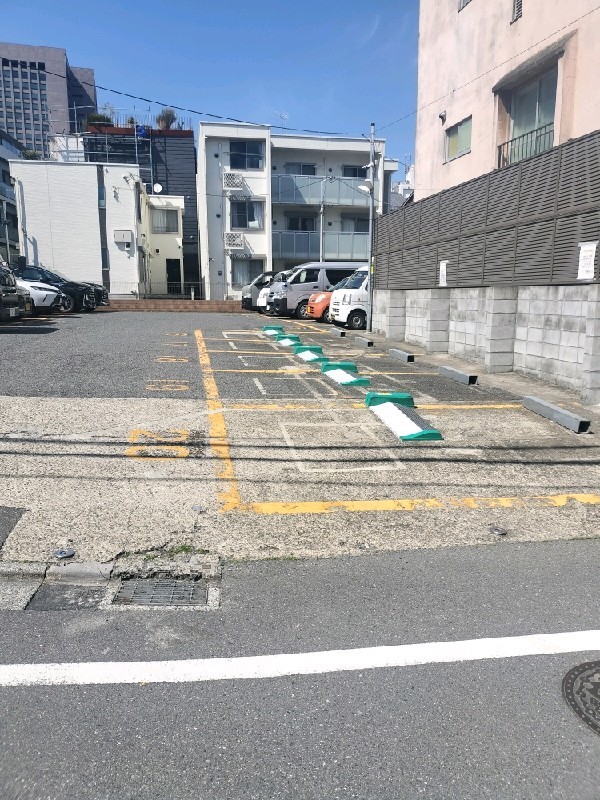 南青山2丁目パーキング の写真 2