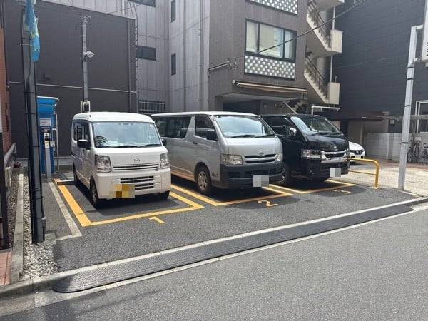 パークジャパン岩本町第6駐車場 の写真 2