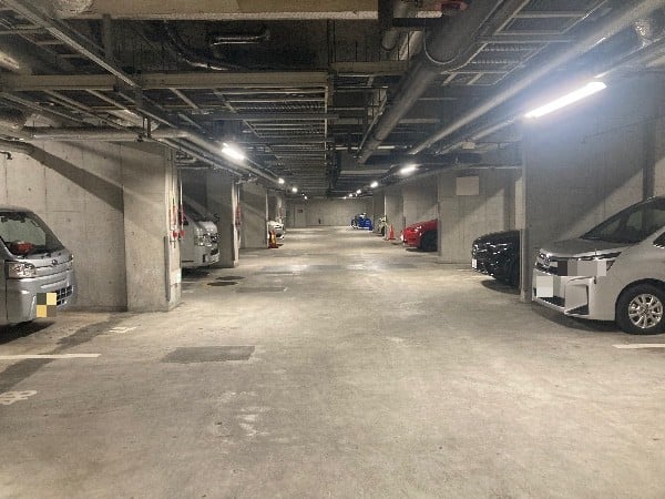 三井のリパーク 神宮前3丁目第2 駐車場 の写真 2