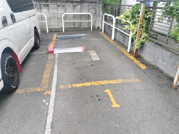NPC24H北沢5丁目第2パーキング の写真 2