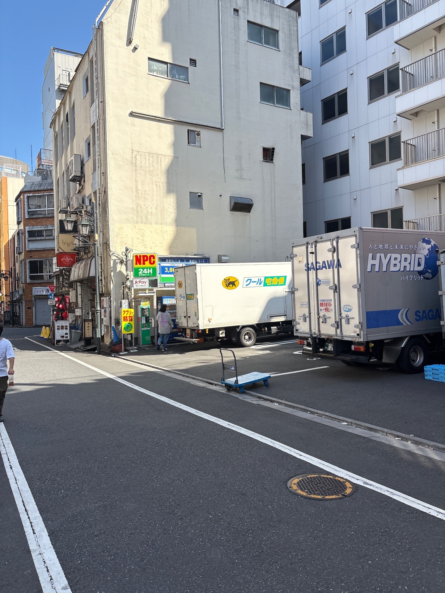 NPC24H新宿3丁目第3パーキング の写真 1