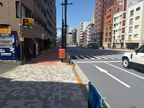 市ヶ谷薬王寺パーキング の写真 1