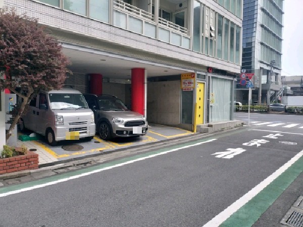 エクシーナ四谷パーク の写真 1