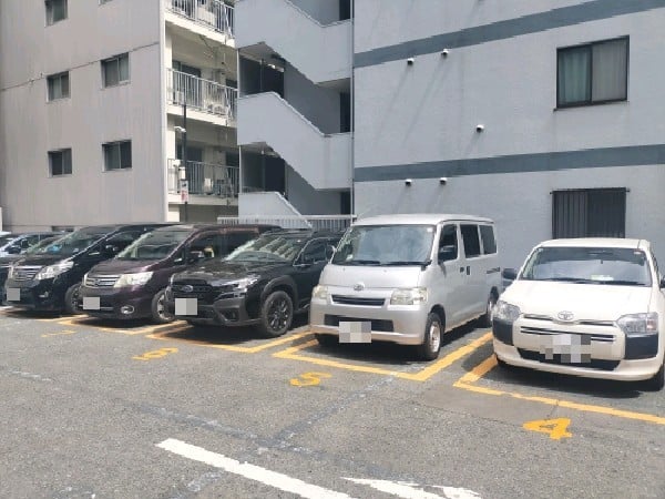 リパーク新宿1丁目第9 の写真 2