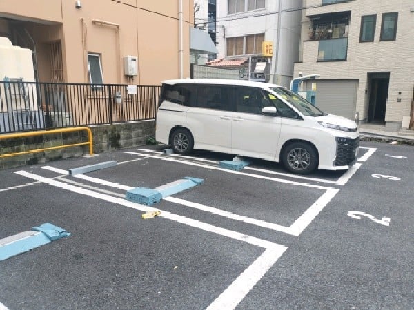 NPC24H代々木第2パーキング の写真 2