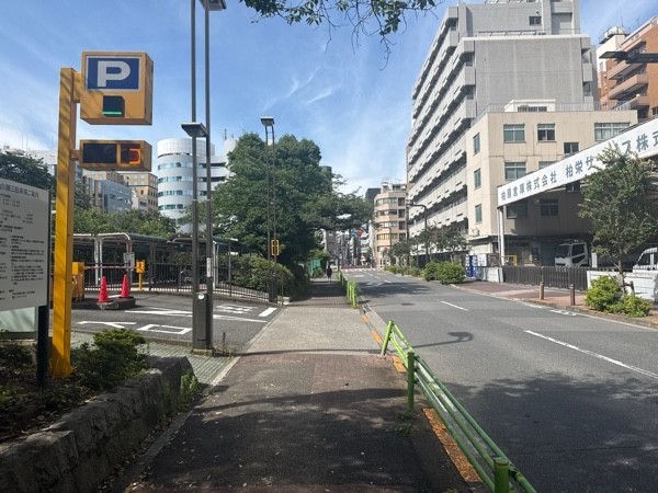 中央区営築地川第三駐車場 の写真 1
