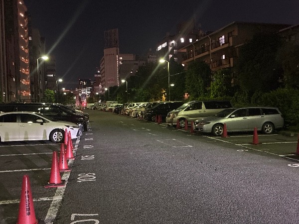 中央区営築地川第ニ駐車場 の写真 1