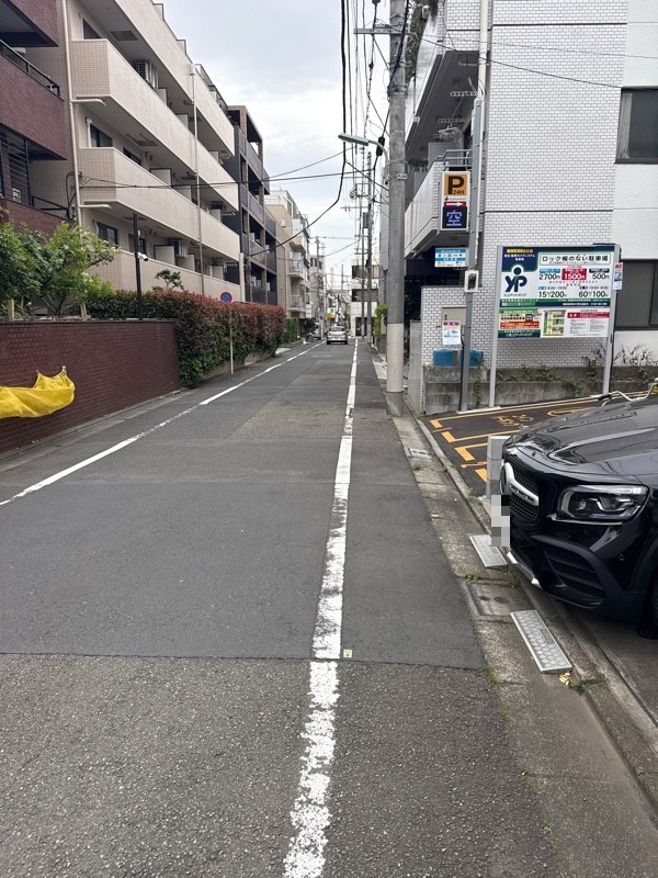 ユアー・パーキング目黒区中央第3駐車場 の写真 1