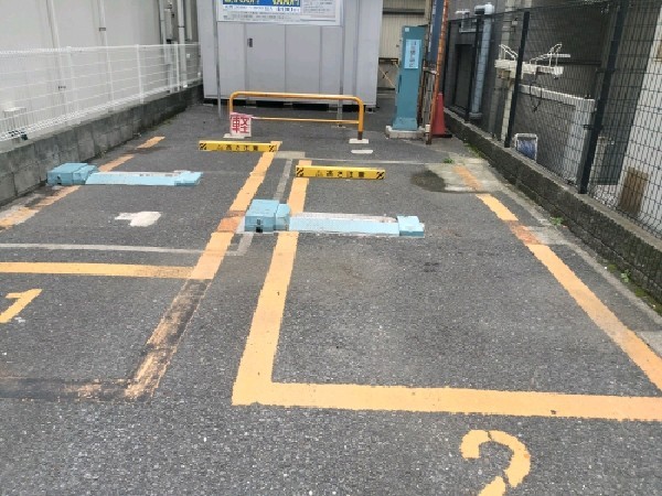 Eye PARKING 堀留町1 の写真 2