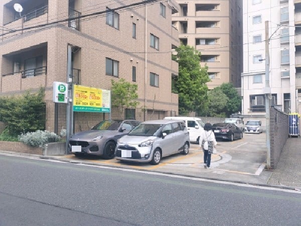 エースパーク・アパホテル西麻布駐車場 の写真 1