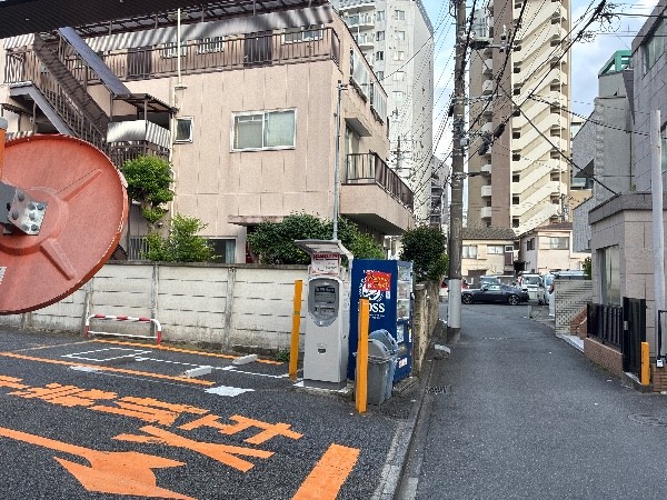 タイムズ西新宿5丁目第2 の写真 1