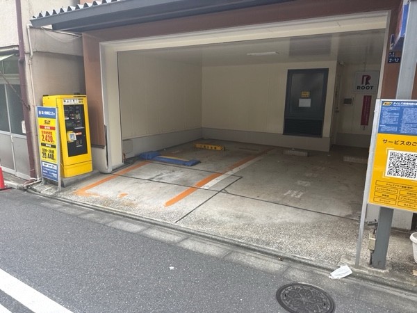 タイムズ新富町駅前 の写真 2
