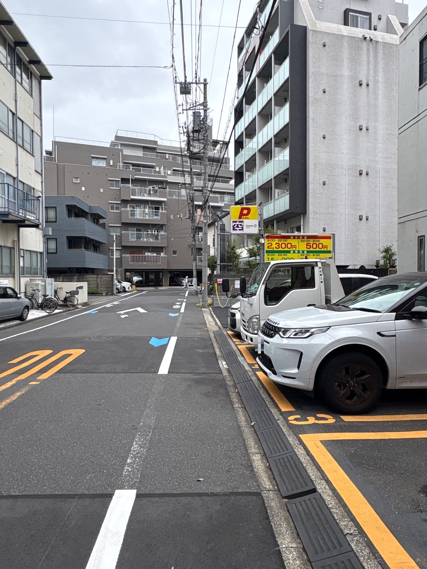 東洋カーマックス 牡丹3丁目駐車場 の写真 1