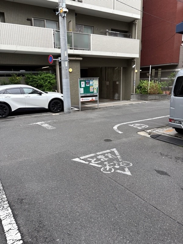 ファインパーキング三筋第1 の写真 1