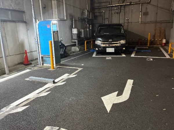 NPC24H銀座8丁目パーキング の写真 2