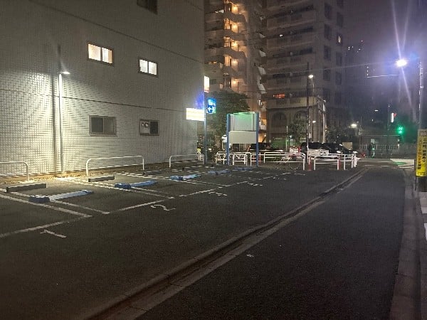 GSパーク新宿七丁目駐車場 の写真 1