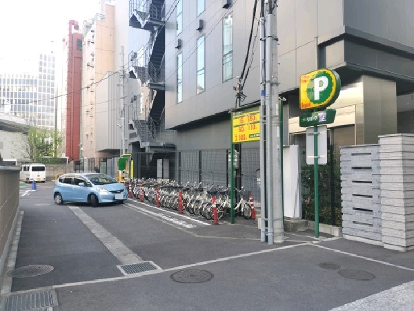 リパーク麹町6丁目心法寺 の写真 1