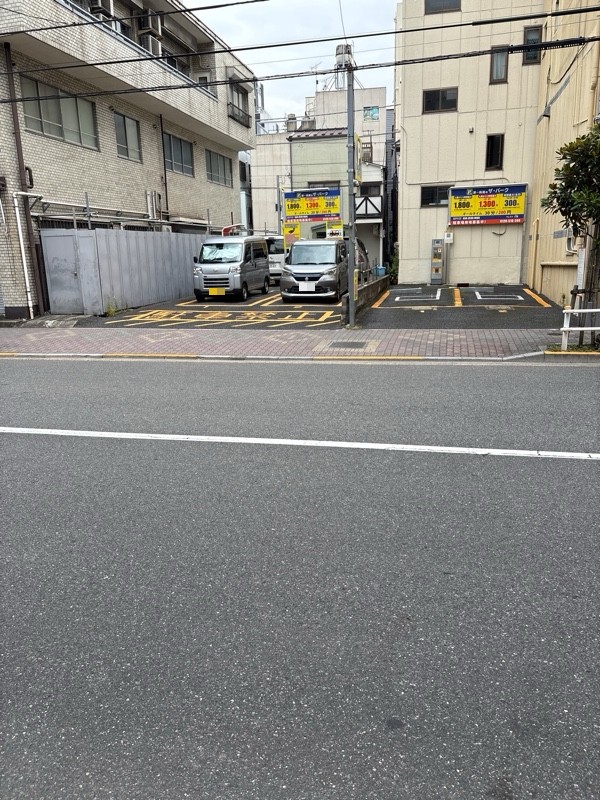 クレスト三筋 の写真 1