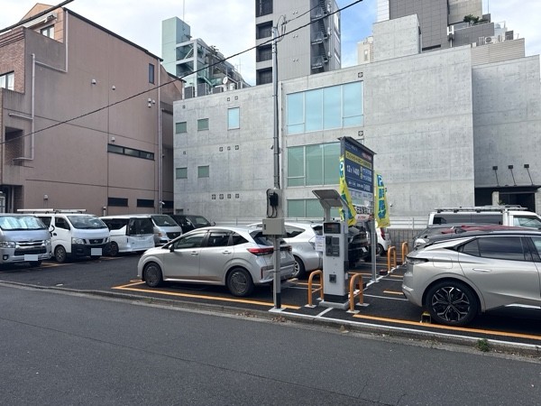 トラストパーク南青山5丁目 の写真 2