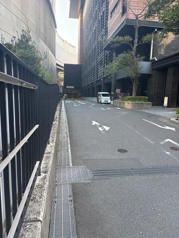 クロスエアタワー 駐車場 の写真 2