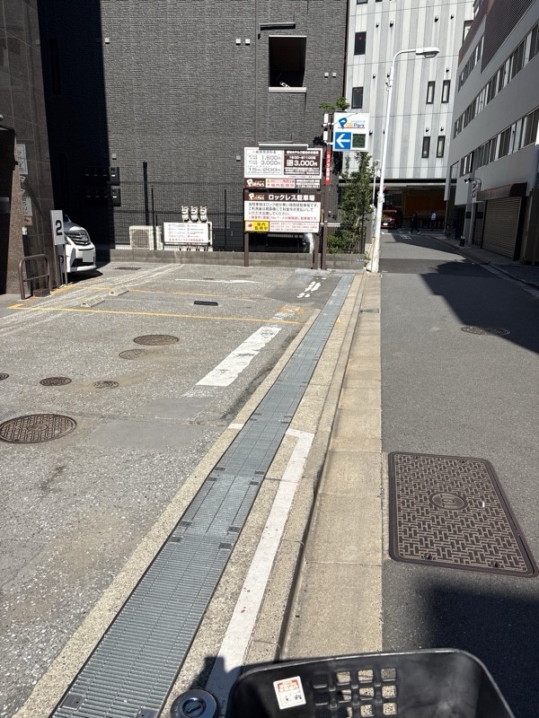 GSパーク変なホテル東京浅草橋駐車場 の写真 1
