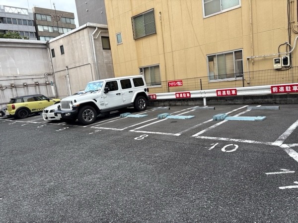 NPC24H山吹町第2パーキング の写真 1