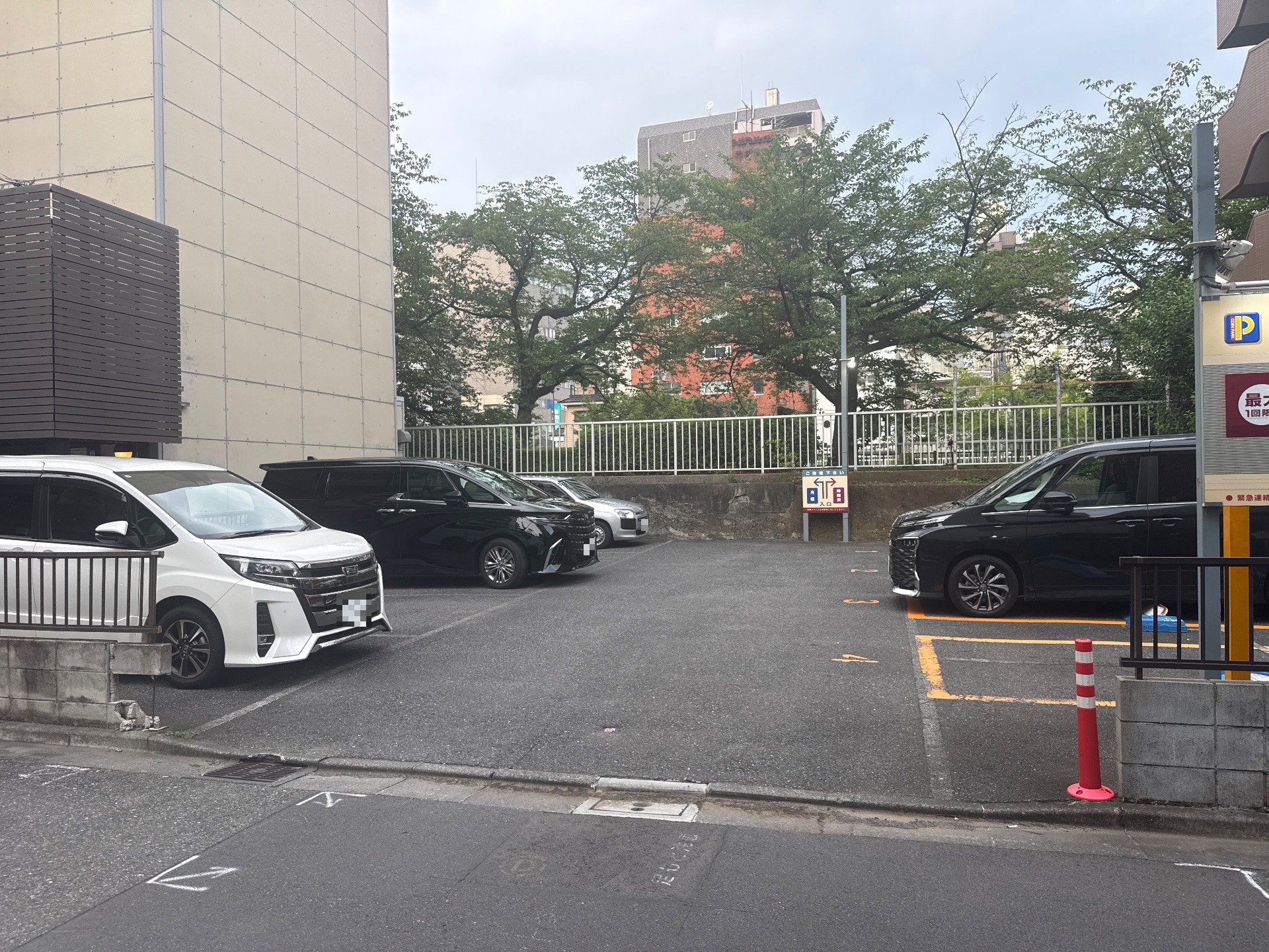 コインパーク牡丹1丁目 の写真 2