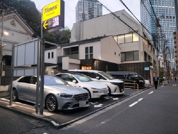タイムズ六本木2丁目第2 の写真 1