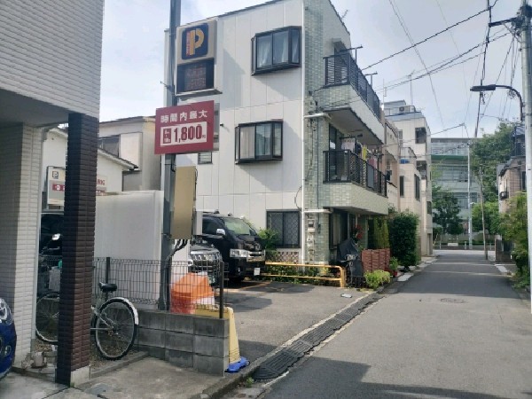 コインパーク百人町3丁目 の写真 1