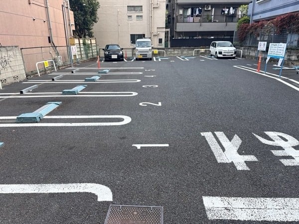 GSパーク目黒三田一丁目駐車場 の写真 2
