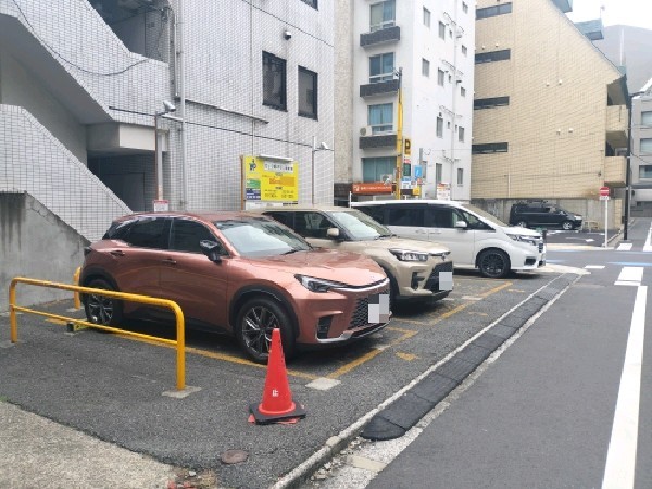ユアー・パーキング九段南第1駐車場 の写真 1