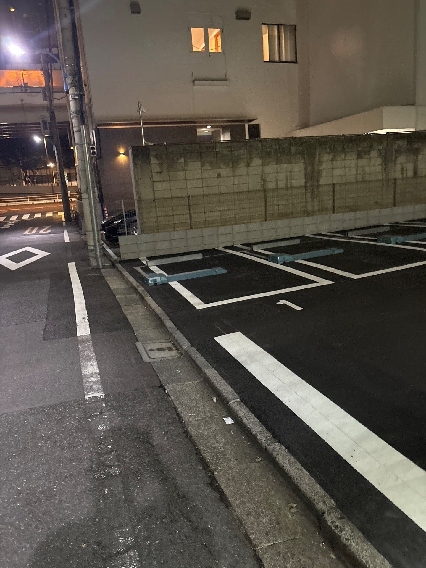 NPC24Hパーキング 下宮比町 の写真 1