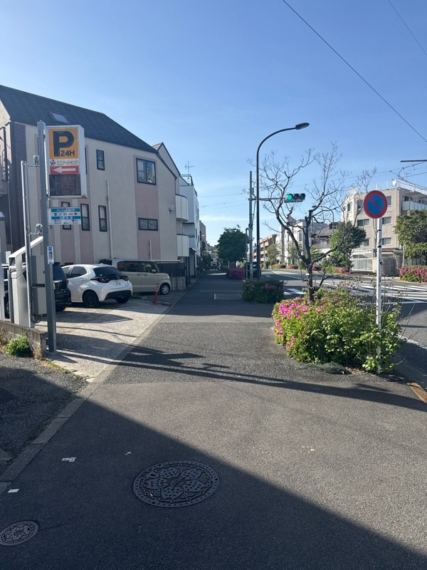 ユアー・パーキング五本木第4駐車場 の写真 1
