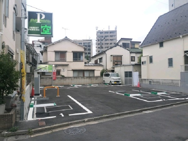 フォレスト笹塚パーキング の写真 1