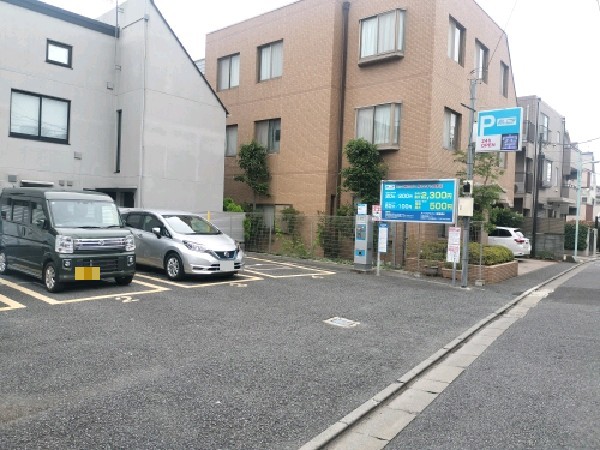 パークジャパン駒場第2駐車場 の写真 1