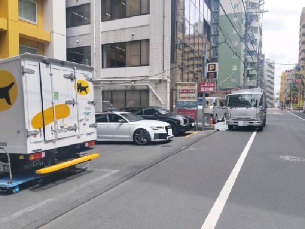 コインパーク新宿1丁目第4 の写真 1