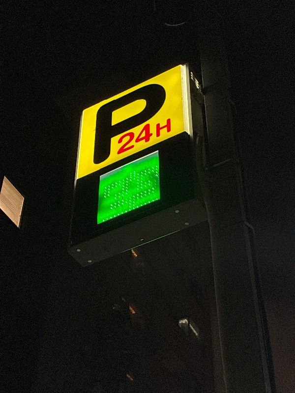 COLUMBIA PARKING 築地 の写真 4