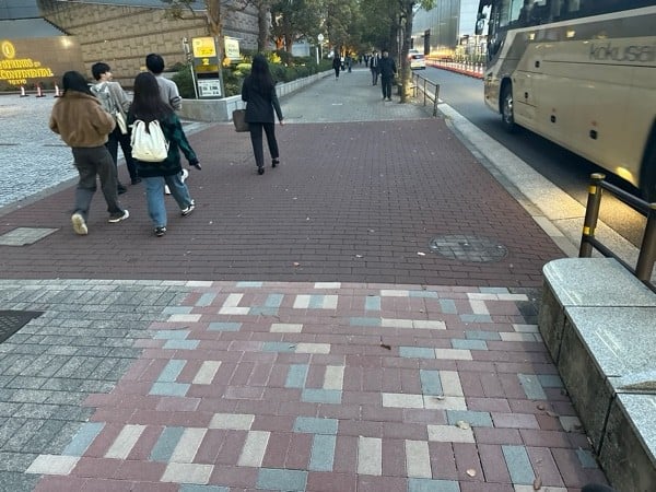 タイムズ品川イーストワンタワー の写真 1