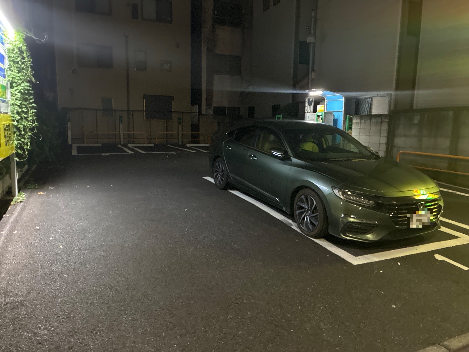 NPC24H渋谷本町第3パーキング の写真 2